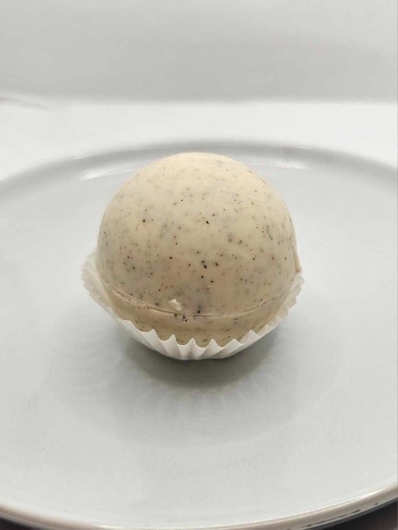 White Chocolate Chai Cocoa Bomb - 1